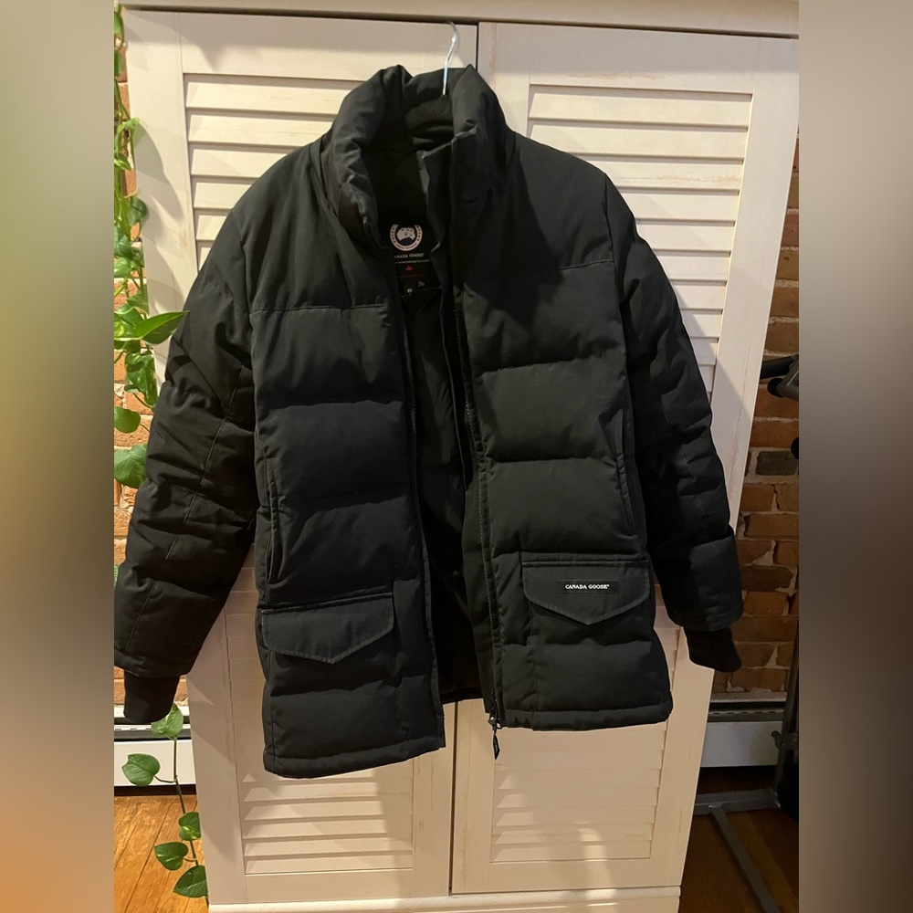 Canada Goose Parka Medium